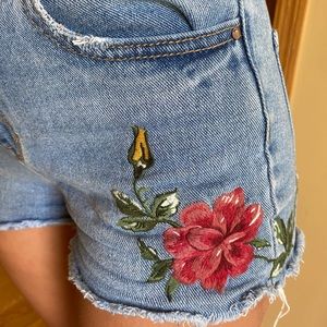PacSun embroidered shorts